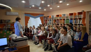 Торжественная линейка "До свидания, 3 класс!"