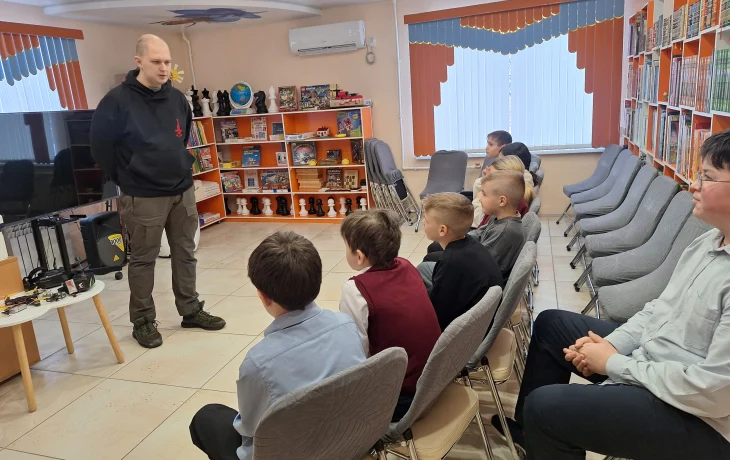 Информационная программа "Технологии будущего на службе настоящего" (Клуб "Интеллект+)"