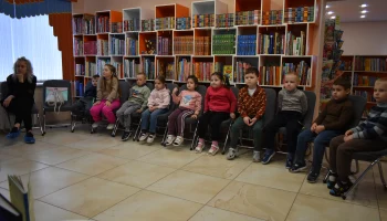 Познавательный час "Звёздные истории: первопроходцы космоса"